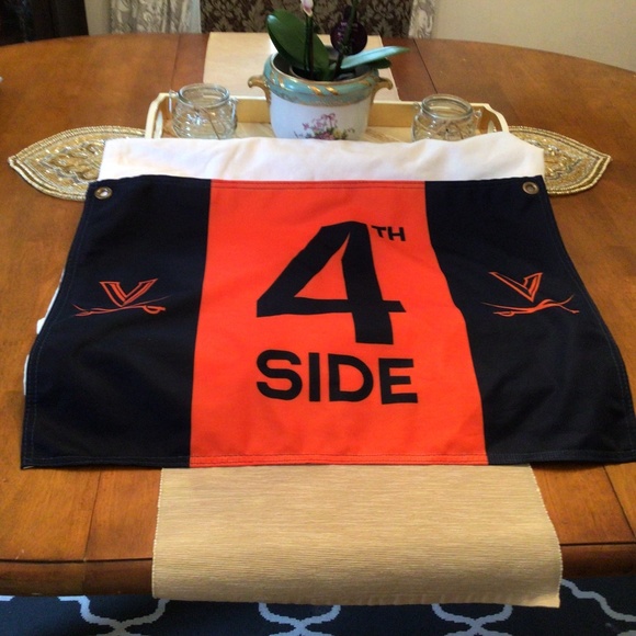 UVA 4th side flag - Picture 1 of 5